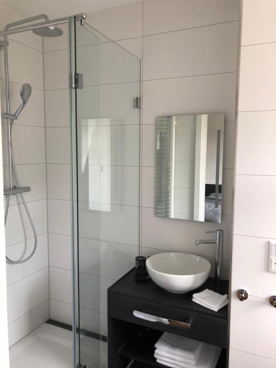 Budberger Bahnhof Bed & Breakfast Rheinberg Bagian luar foto